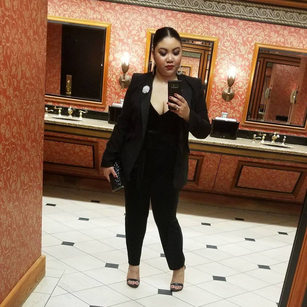 Meet your Posher, Valarie